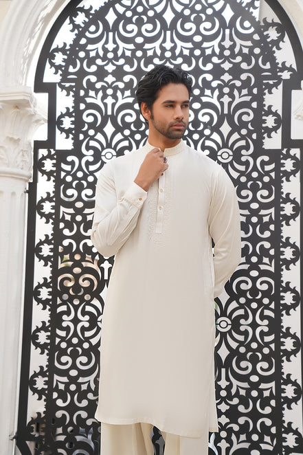 Classic Off-White Embroidered Kurta Shalwar - Noor e Fitr