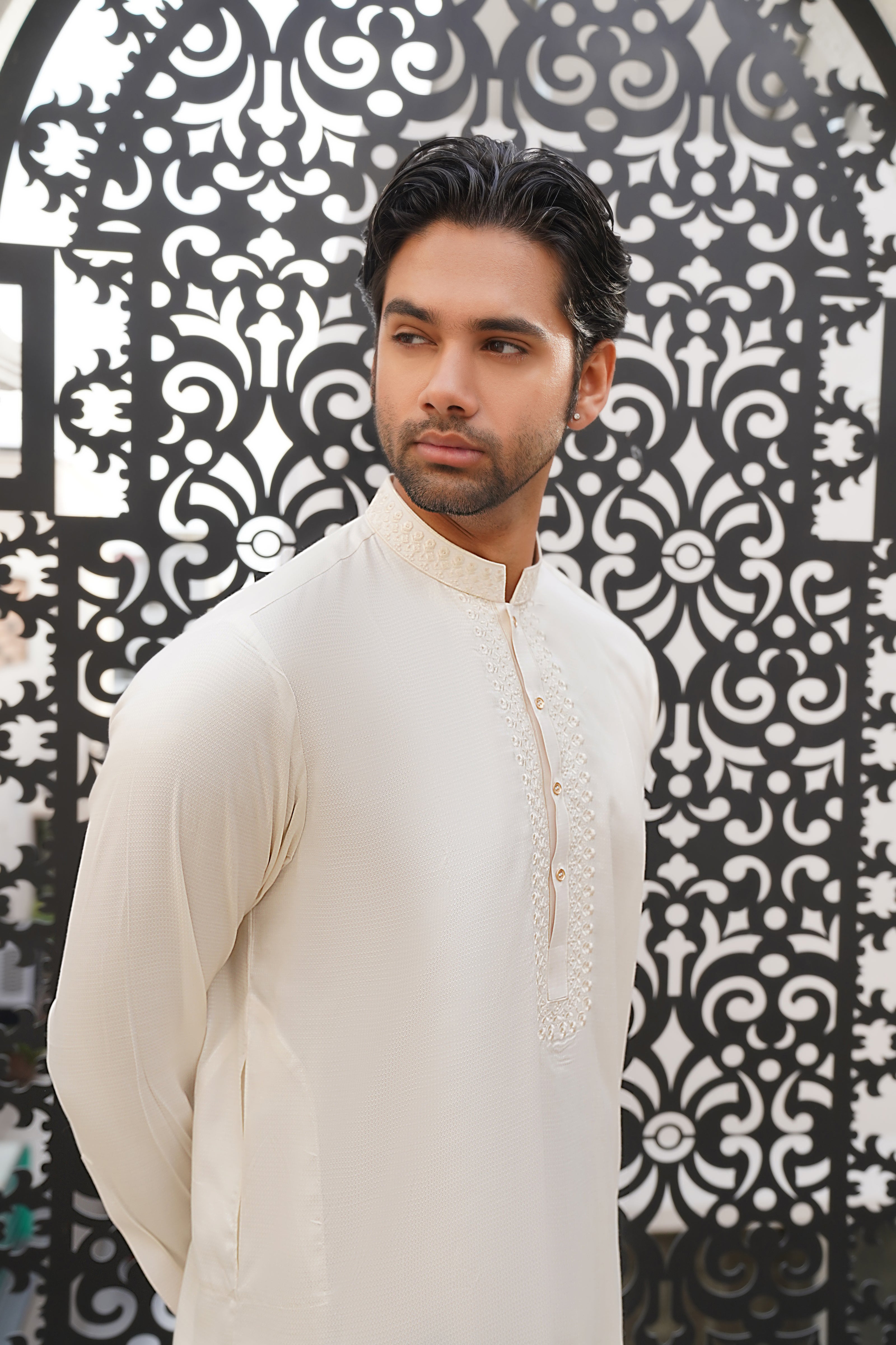 Classic Off-White Embroidered Kurta Shalwar - Noor e Fitr